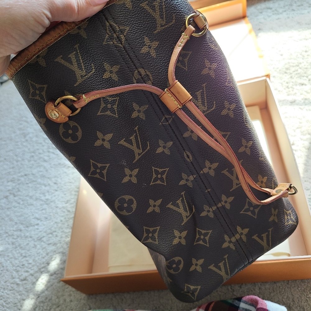 Authentic euc neverfull mm with box, dustbag, original receipt - Picture 5 of 16